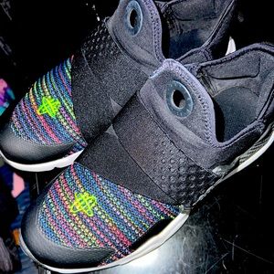 Slide on Nike Hurrache youth sneaker